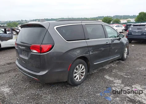 2017 Chrysler Pacifica Touring-L from USA, damaged, VIN 2C4RC1BG8HR684683